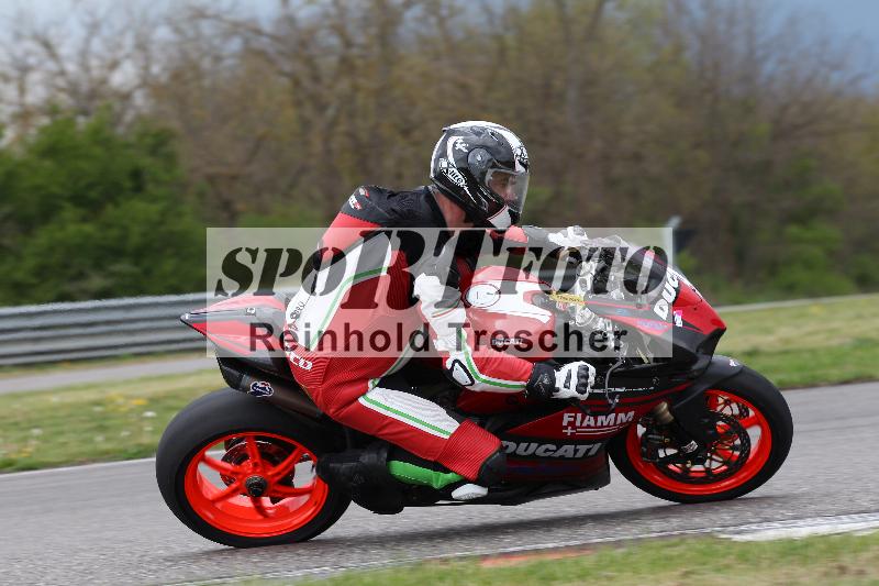 Archiv-2022/13 25.04.2022 Plüss Moto Sport ADR/Freies Fahren/9